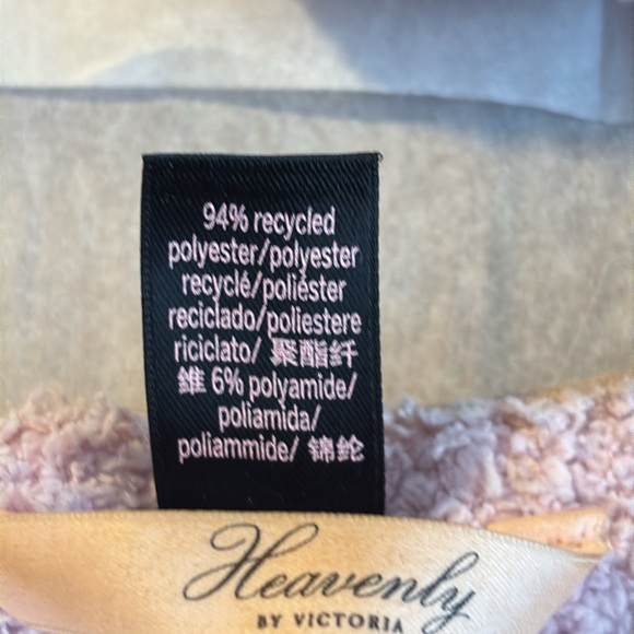 Victoria’s Secret lounge set - Picture 3 of 8